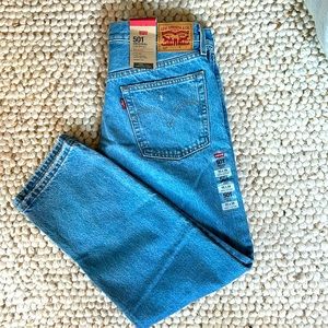 Levi’s NWT 501 Original Cropped Jeans